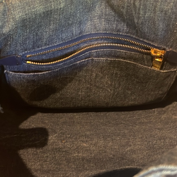 Prada Canapa with dust bag and cards - Picture 7 of 10